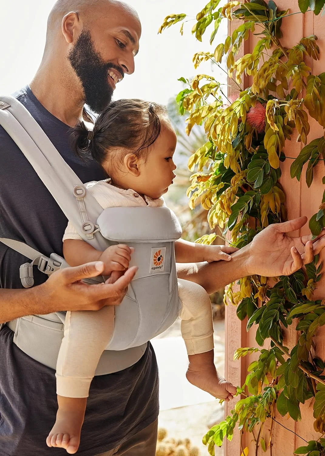 آغوشی نوزاد ارگوببی Omni Dream، برای نوزادان از بدو تولد تا 20.4 کیلوگرم، 4 حالت، پنبه SoftTouch، موقعیت ارگونومیک حمل نوزاد رو به داخل و پشت، خاکستری مرواریدی آغوشی نوزاد ارگوببی Omni Dream، برای نوزادان از بدو تولد تا 20.4 کیلوگرم، 4 حالت، پنبه SoftTouch، موقعیت ارگونومیک حمل نوزاد رو به داخل و پشت، خاکستری مرواریدی