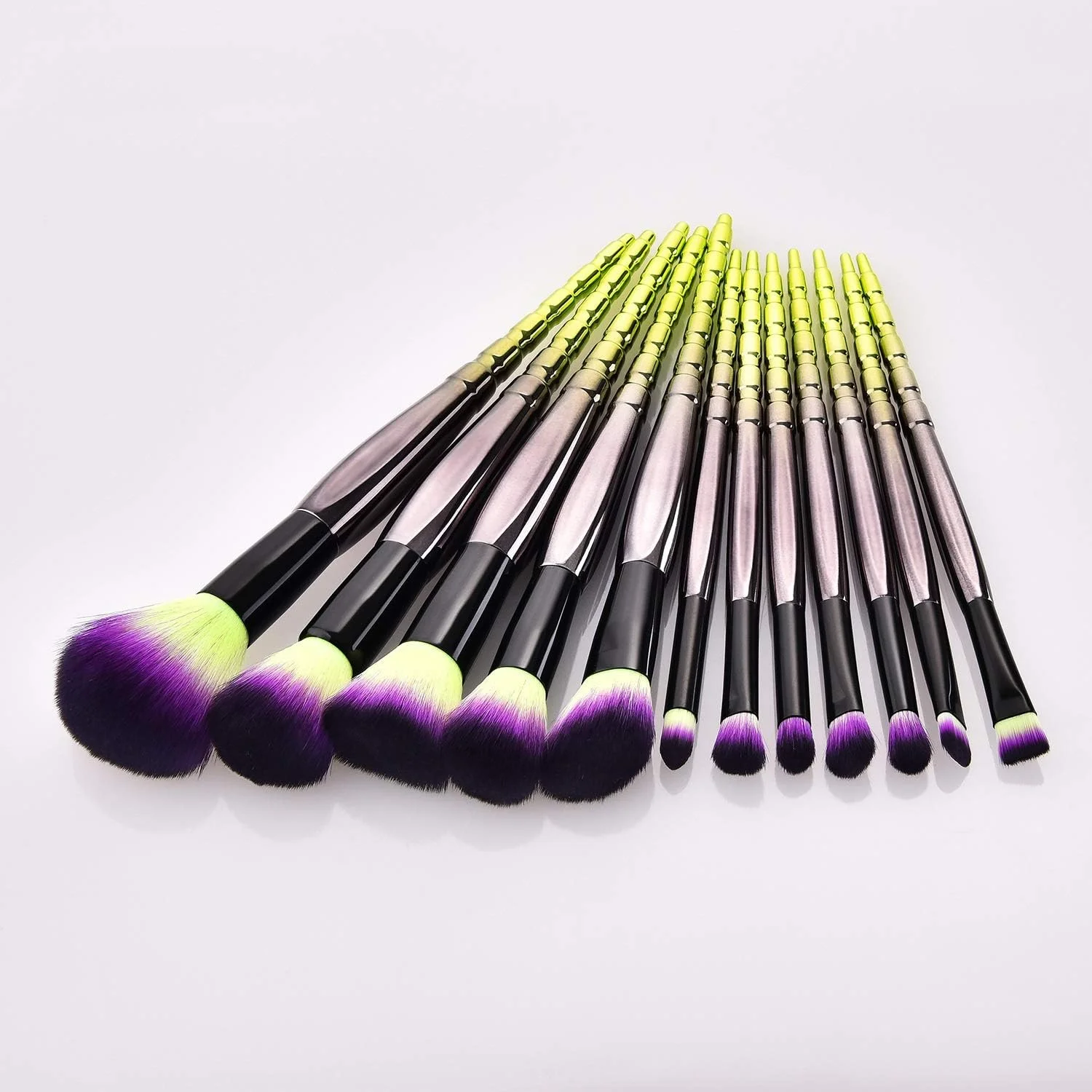 LINGLING-MAKEUP BRUSH ست برس آرایشی 12 عددی شامل برس کرم پودر، برس رژگونه صورتی، برس سایه چشم، برس براق کننده - سبز، بادوام و حمل آسان LINGLING-MAKEUP BRUSH ست برس آرایشی 12 عددی شامل برس کرم پودر، برس رژگونه صورتی، برس سایه چشم، برس براق کننده - سبز، بادوام و حمل آسان