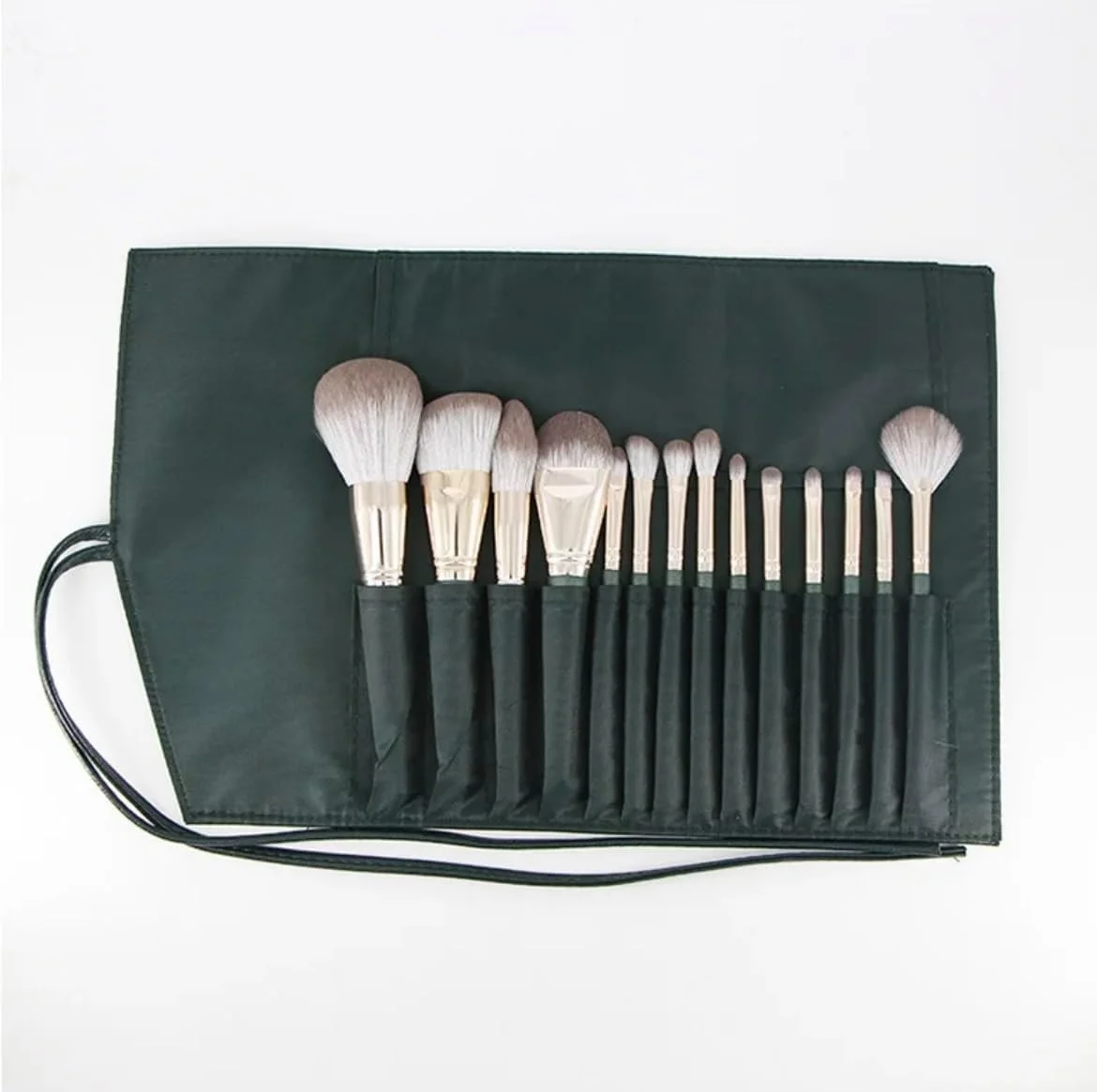 Powder Foundation Concealer Eyeshadow Blush Makeup Brush Set with Bag (Green)