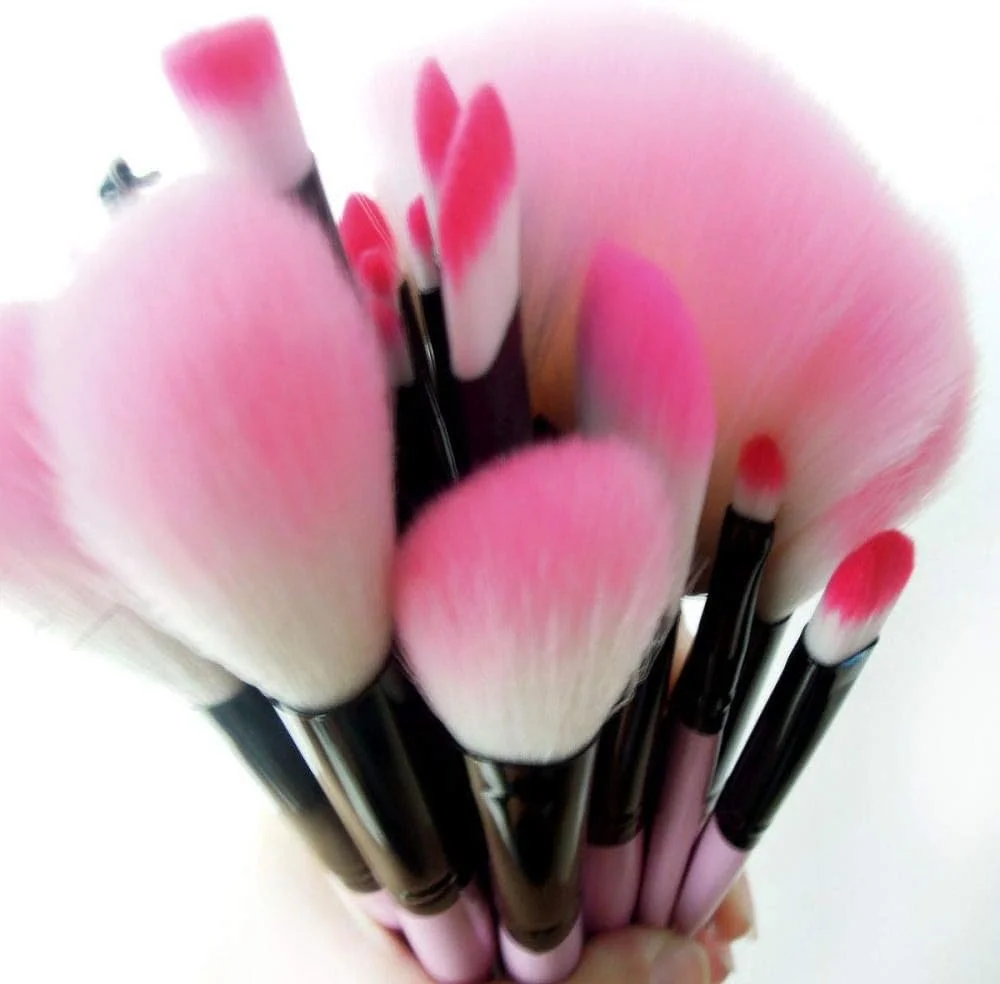 ست برس آرایشی نرم 32 تکه PINK Pro به همراه کیف