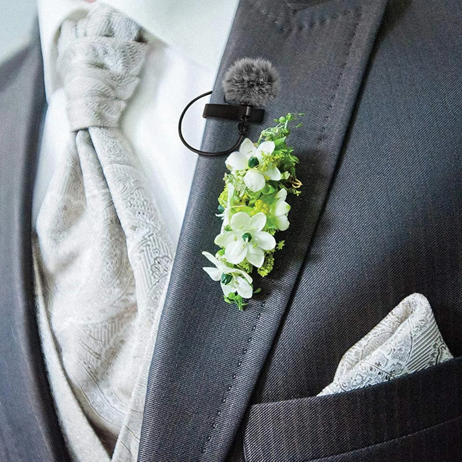 Geekria for Creators خز بادگیر برای میکروفون های با قطر 0.2 اینچ (5 میلی متر)، پوشش ضد باد میکروفون DeadCat، Windbuster، پوشش کرکی شیشه جلو سازگار با Sennheiser MKE (خاکستری / 2 عدد) Geekria for Creators خز بادگیر برای میکروفون های با قطر 0.2 اینچ (5 میلی متر)، پوشش ضد باد میکروفون DeadCat، Windbuster، پوشش کرکی شیشه جلو سازگار با Sennheiser MKE (خاکستری / 2 عدد)