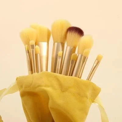 ست برس آرایشی 13 عددی، برس های نرم کانسیلر، سایه چشم، کرم پودر، رژگونه، لب و ابرو، مناسب برای آرایش صورت، کیت ابزار آرایشی، محصولات آرایشی (رنگ: زرد)