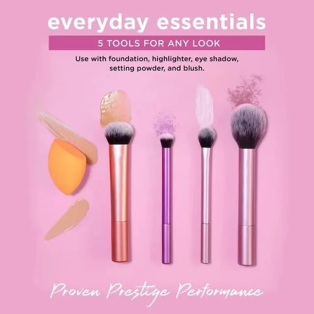 ست براش آرایشی ریل تکنیک مدل Everyday Essentials شامل 5 ابزار ضروری برای تسلط بر هر نوع آرایش، با موهای نرم و کرکی و نوک تیز. پودر رژگونه را به طور یکنواخت برای ظاهری صاف و طبیعی پخش می کند. ست براش آرایشی ریل تکنیک مدل Everyday Essentials شامل 5 ابزار ضروری برای تسلط بر هر نوع آرایش، با موهای نرم و کرکی و نوک تیز. پودر رژگونه را به طور یکنواخت برای ظاهری صاف و طبیعی پخش می کند.