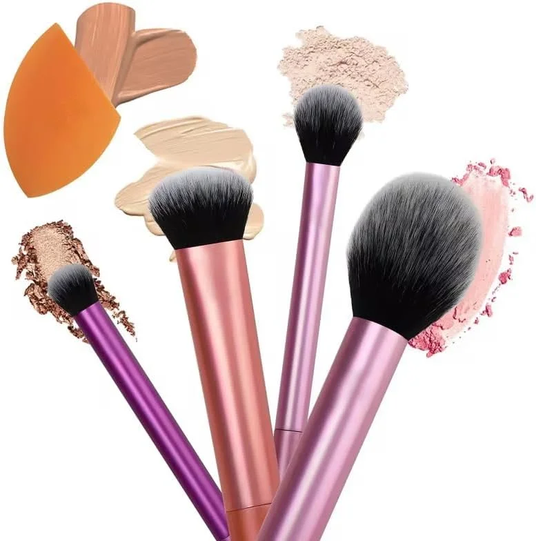 ست براش آرایشی ریل تکنیک مدل Everyday Essentials شامل 5 ابزار ضروری برای تسلط بر هر نوع آرایش، با موهای نرم و کرکی و نوک تیز. پودر رژگونه را به طور یکنواخت برای ظاهری صاف و طبیعی پخش می کند. ست براش آرایشی ریل تکنیک مدل Everyday Essentials شامل 5 ابزار ضروری برای تسلط بر هر نوع آرایش، با موهای نرم و کرکی و نوک تیز. پودر رژگونه را به طور یکنواخت برای ظاهری صاف و طبیعی پخش می کند.