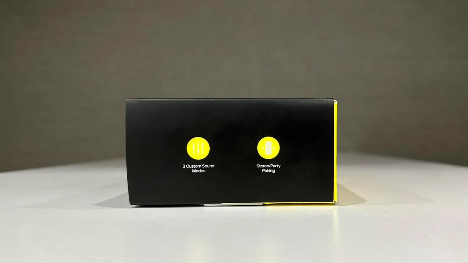 اسپیکر بلوتوثی Tribit StormBox Flow، اسپیکر قابل حمل با XBass، اسپیکر وایرلس با 30 ساعت پخش، ضد آب IP67، بلوتوث 5.3، TWS، EQ سفارشی، اسپیکر Type-C برای مسافرت های خارج از منزل و ساحل اسپیکر بلوتوثی Tribit StormBox Flow، اسپیکر قابل حمل با XBass، اسپیکر وایرلس با 30 ساعت پخش، ضد آب IP67، بلوتوث 5.3، TWS، EQ سفارشی، اسپیکر Type-C برای مسافرت های خارج از منزل و ساحل