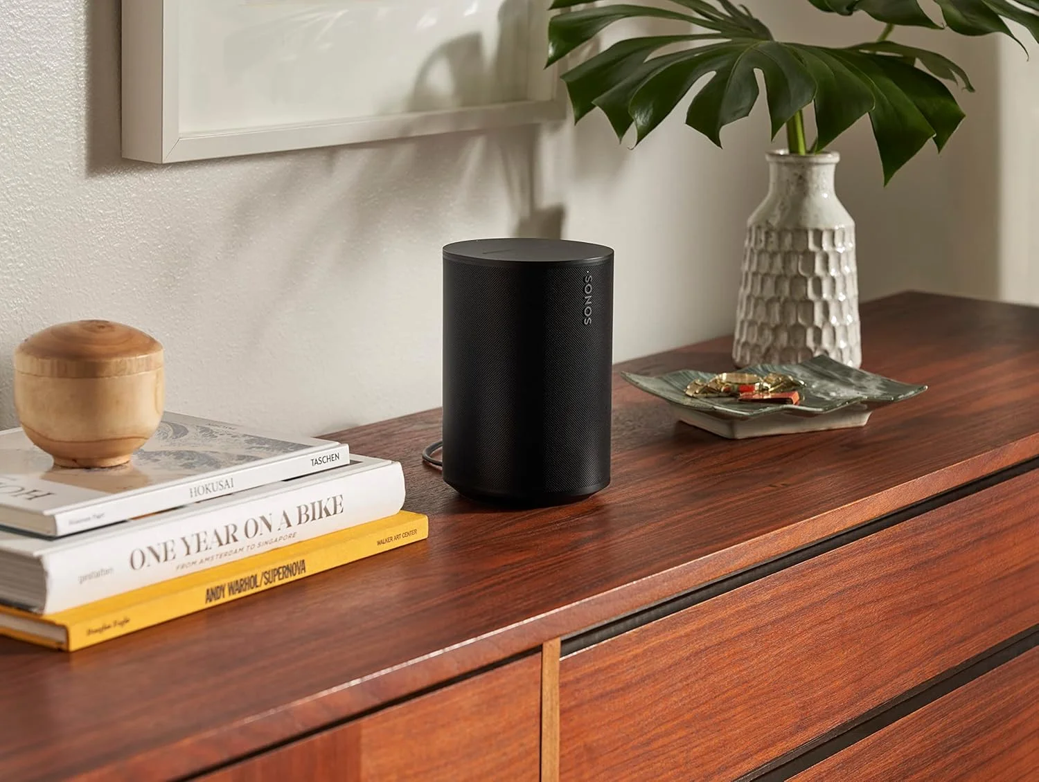 اسپیکر هوشمند Sonos Era 100 با WiFi، بلوتوث، سازگار با Amazon Alexa - مشکی اسپیکر هوشمند Sonos Era 100 با WiFi، بلوتوث، سازگار با Amazon Alexa - مشکی