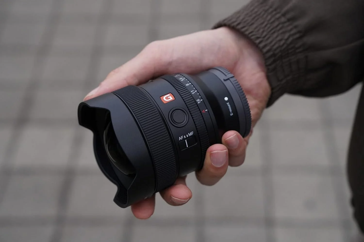 لنز پرایم فول فریم سونی Sony SEL14F18GM FE 14mm F1.8 GM سری G Master، مشکی لنز پرایم فول فریم سونی Sony SEL14F18GM FE 14mm F1.8 GM سری G Master، مشکی