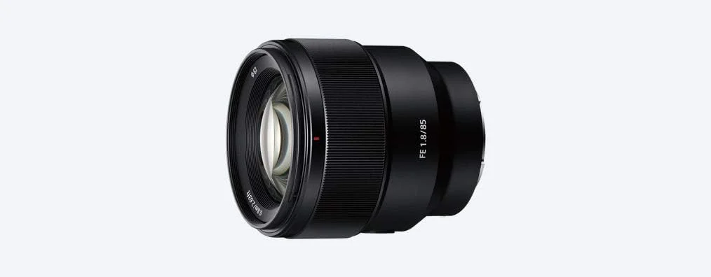 لنز سونی FE 85mm F/1.8، مشکی
