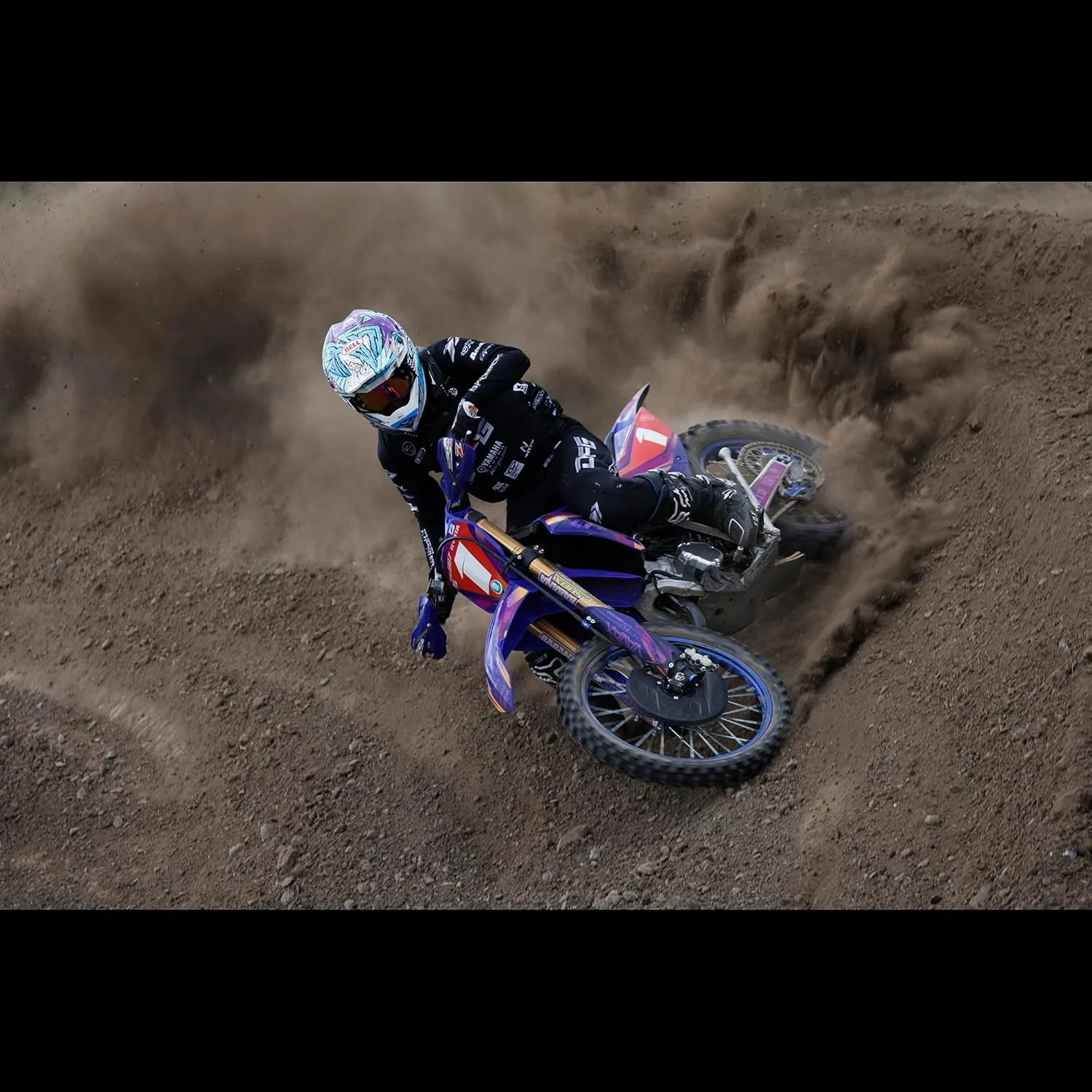 لنز زوم سوپر تله فوتو کانن RF200-800mm F6.3-9 IS USM، بدون آینه، محدوده زوم قدرتمند، عکاسی راحت با دست، برای حیات وحش، طبیعت، ورزش های فضای باز، جمع و جور و سبک