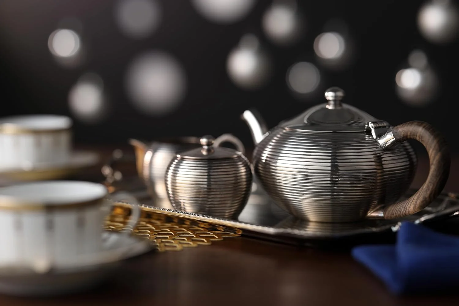 لنز تک کانونی Canon RF 85mm مدل RF852MISSTM، RF 85mm F2 MACRO IS STM لنز تک کانونی Canon RF 85mm مدل RF852MISSTM، RF 85mm F2 MACRO IS STM