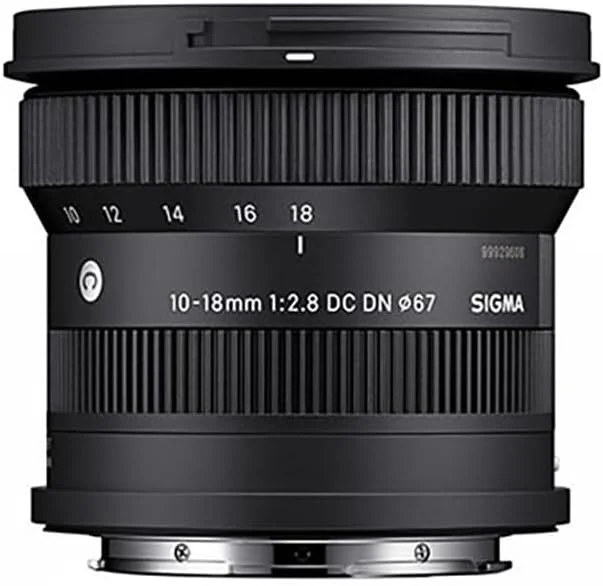 لنز سیگما 10-18MM F/2.8 DC DN Contemporary برای Fujifilm X mount، نسخه امارات لنز سیگما 10-18MM F/2.8 DC DN Contemporary برای Fujifilm X mount، نسخه امارات