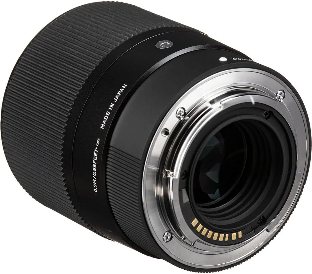 لنز سیگما 30mm F1.4 Dc DN (C) مانت Canon M برای دوربین های بدون آینه سری Canon M لنز سیگما 30mm F1.4 Dc DN (C) مانت Canon M برای دوربین های بدون آینه سری Canon M