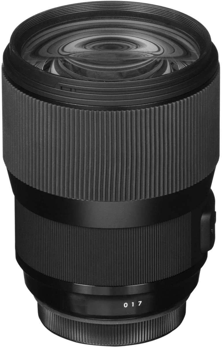 لنز سیگما 135 میلیمتر F1.8 DG HSM Art (دهانه فیلتر 82 میلیمتری) برای دوربینهای سیگما با دهانه SA لنز سیگما 135 میلیمتر F1.8 DG HSM Art (دهانه فیلتر 82 میلیمتری) برای دوربینهای سیگما با دهانه SA