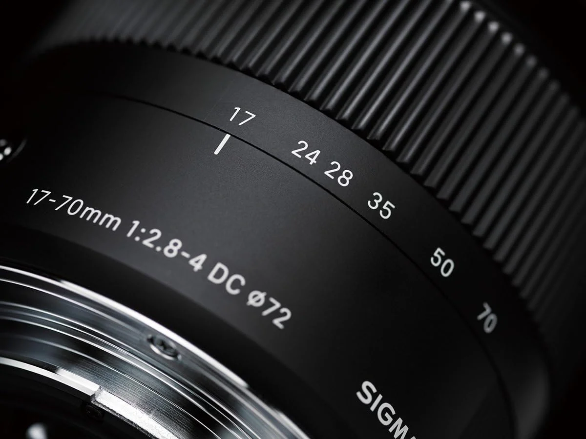 لنز سیگما 17-70mm F2.8-4 DC Macro OS HSM برای کانن - مشکی لنز سیگما 17-70mm F2.8-4 DC Macro OS HSM برای کانن - مشکی