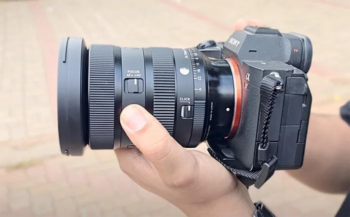 لنز سیگما 24-70mm f/2.8 DG DN II Art برای Sony E به همراه بسته لوازم جانبی پیشرفته Deal-Expo... لنز سیگما 24-70mm f/2.8 DG DN II Art برای Sony E به همراه بسته لوازم جانبی پیشرفته Deal-Expo...