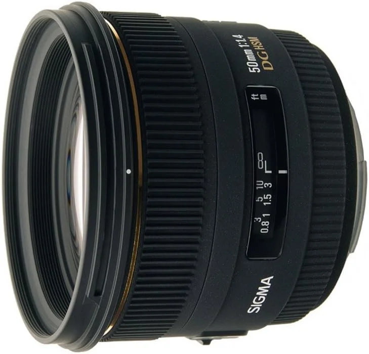 لنز سیگما 50mm f1.4 EX DG برای دوربین‌های SLR دیجیتال و فیلمی Pentax