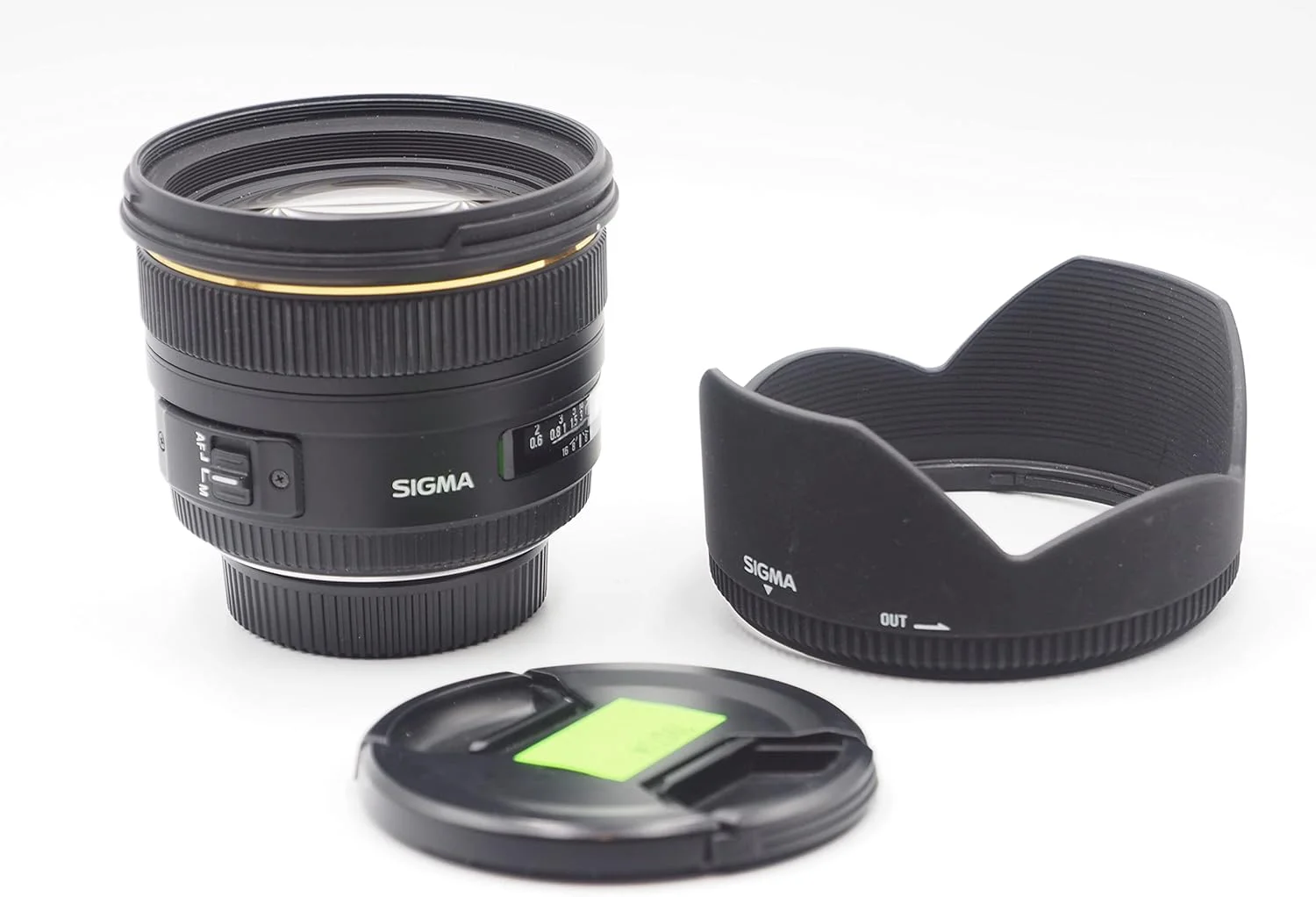 لنز سیگما 50mm f1.4 EX DG برای دوربین های دیجیتال و فیلم نیکون لنز سیگما 50mm f1.4 EX DG برای دوربین های دیجیتال و فیلم نیکون