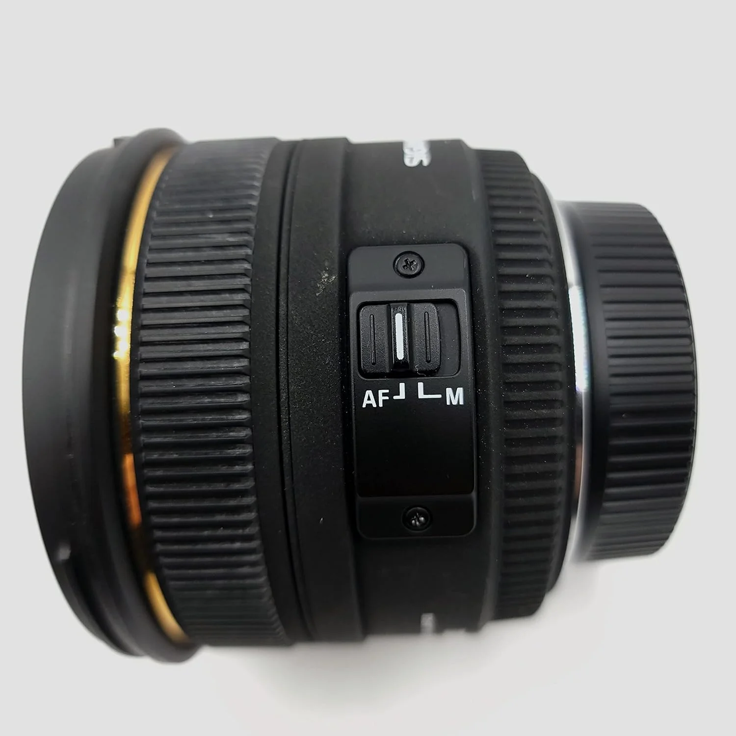 لنز سیگما 50mm f1.4 EX DG برای دوربین های دیجیتال و فیلم نیکون لنز سیگما 50mm f1.4 EX DG برای دوربین های دیجیتال و فیلم نیکون