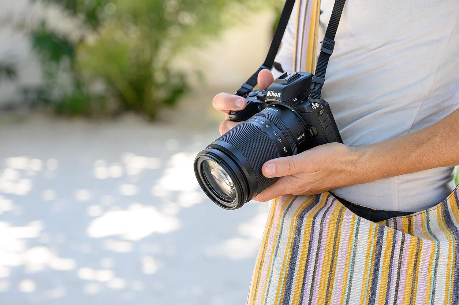 لنز نیکون NIKKOR Z 24-200mm f/4-6.3 VR S لنز نیکون NIKKOR Z 24-200mm f/4-6.3 VR S