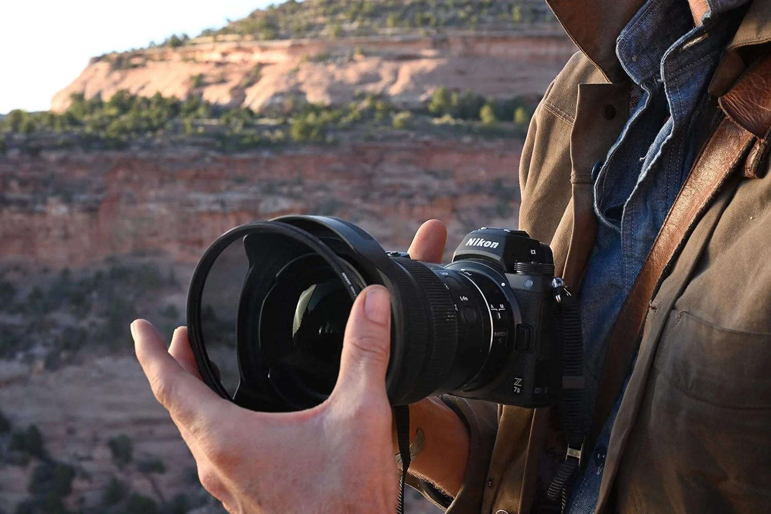 لنز زوم فوق عریض NIKON NIKKOR Z 14-24mm f/2.8 S برای دوربین های بدون آینه نیکون Z لنز زوم فوق عریض NIKON NIKKOR Z 14-24mm f/2.8 S برای دوربین های بدون آینه نیکون Z