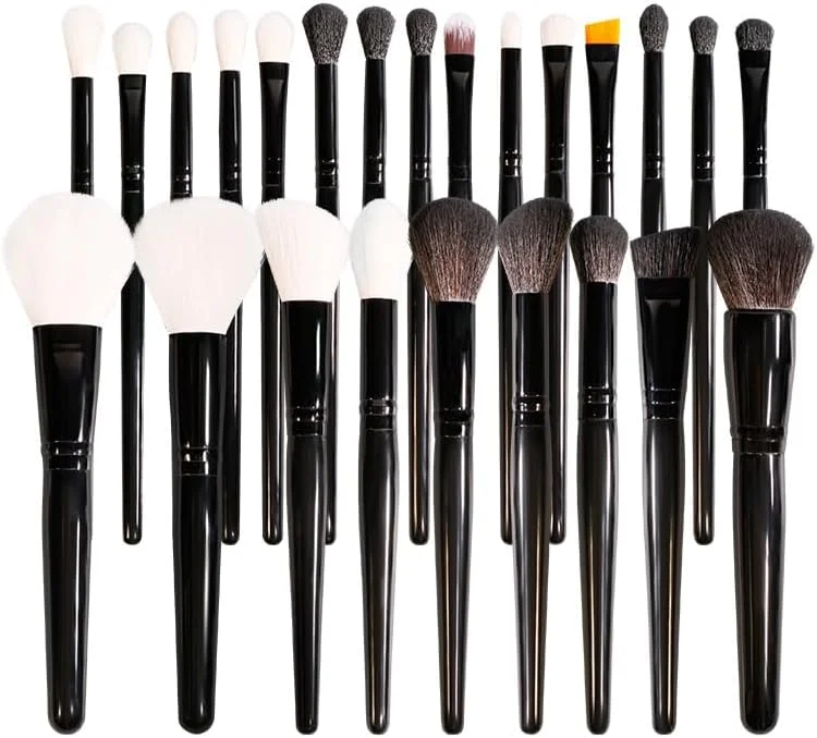 ست حرفه ای برس آرایشی 24 برس پشمی شامل برس های کرم پودر، سایه چشم، ابرو و رژگونه برای داشتن ظاهری بی نقص
