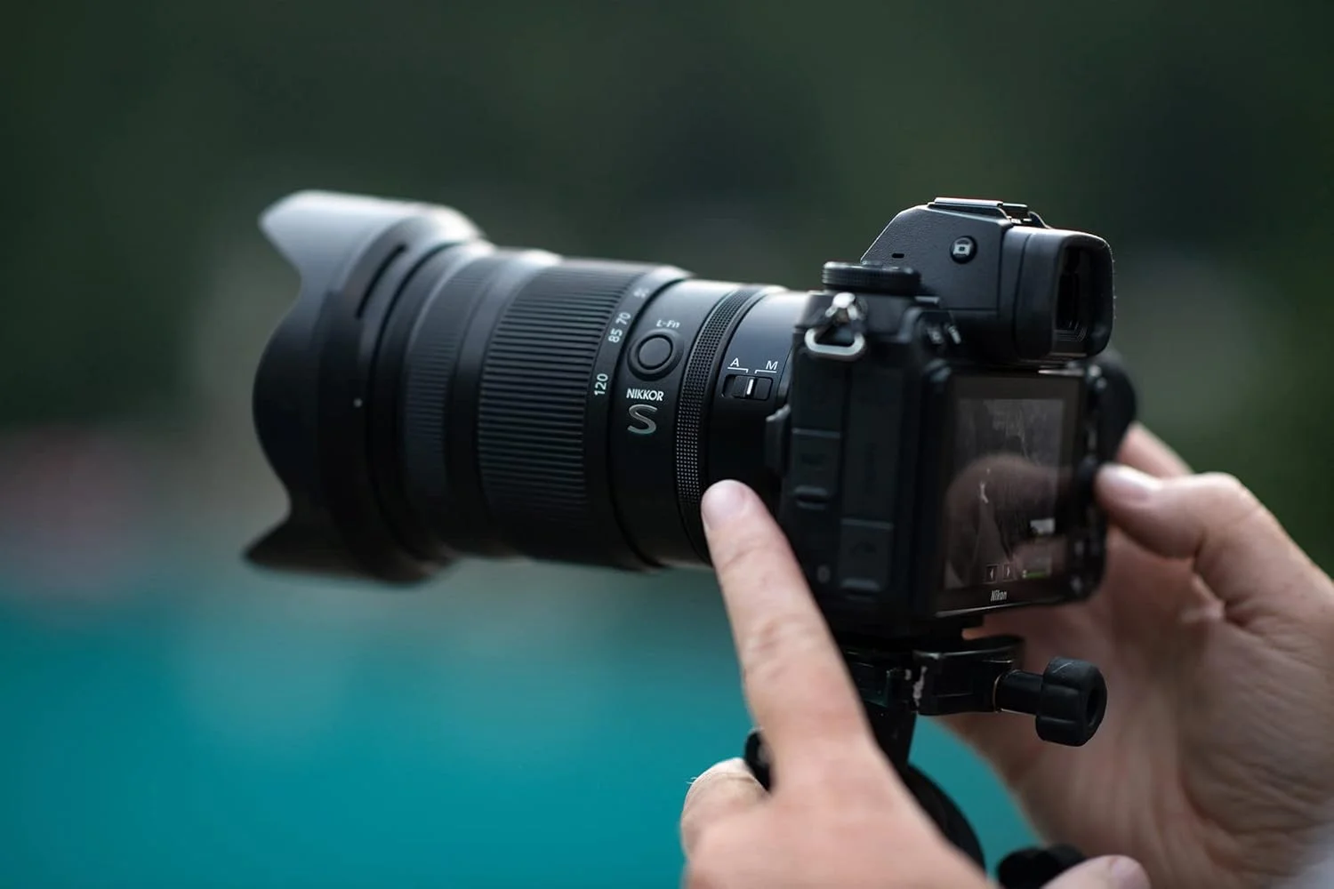 لنز نیکون NIKKOR Z 24-120mm f/4 S | لنز زوم همه کاره با دیافراگم ثابت ممتاز برای دوربین های بدون آینه سری Z (واید انگل تا تله فوتو) | مدل نیکون آمریکا لنز نیکون NIKKOR Z 24-120mm f/4 S | لنز زوم همه کاره با دیافراگم ثابت ممتاز برای دوربین های بدون آینه سری Z (واید انگل تا تله فوتو) | مدل نیکون آمریکا