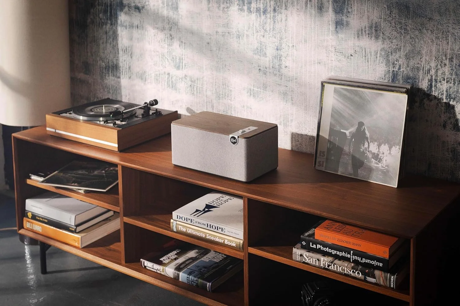 KLIPSCH THE THREE PLUS BLUETOOTH SPEAKER - WALNUT KLIPSCH THE THREE PLUS BLUETOOTH SPEAKER - WALNUT