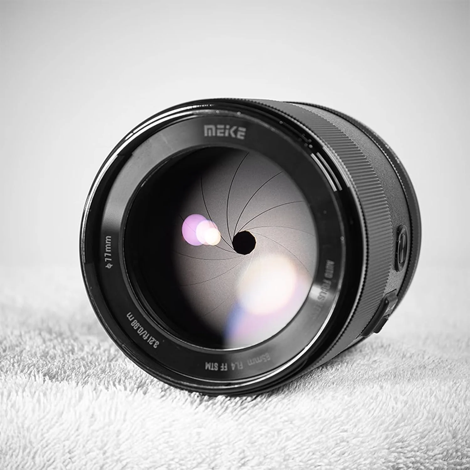 لنز پرتره 85mm F1.4 فول فریم با فوکوس خودکار STM و دیافراگم بزرگ Meike برای دوربین های نیکون با مانت Z مدل های Z5 Z50 Z6 Z6II Z7 Z7II ZFC Z30 Z9 Z8 لنز پرتره 85mm F1.4 فول فریم با فوکوس خودکار STM و دیافراگم بزرگ Meike برای دوربین های نیکون با مانت Z مدل های Z5 Z50 Z6 Z6II Z7 Z7II ZFC Z30 Z9 Z8