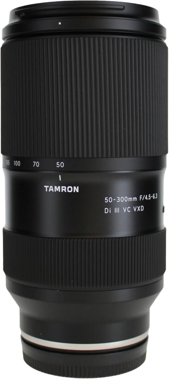 لنز تامرون 50-300mm f/4.5-6.3 Di III VC VXD برای دوربین‌های بدون آینه (Sony E) (AFA069S700) + کیت فیلتر + کیف لنز + نگهدارنده درب لنز + کیت تمیز کننده