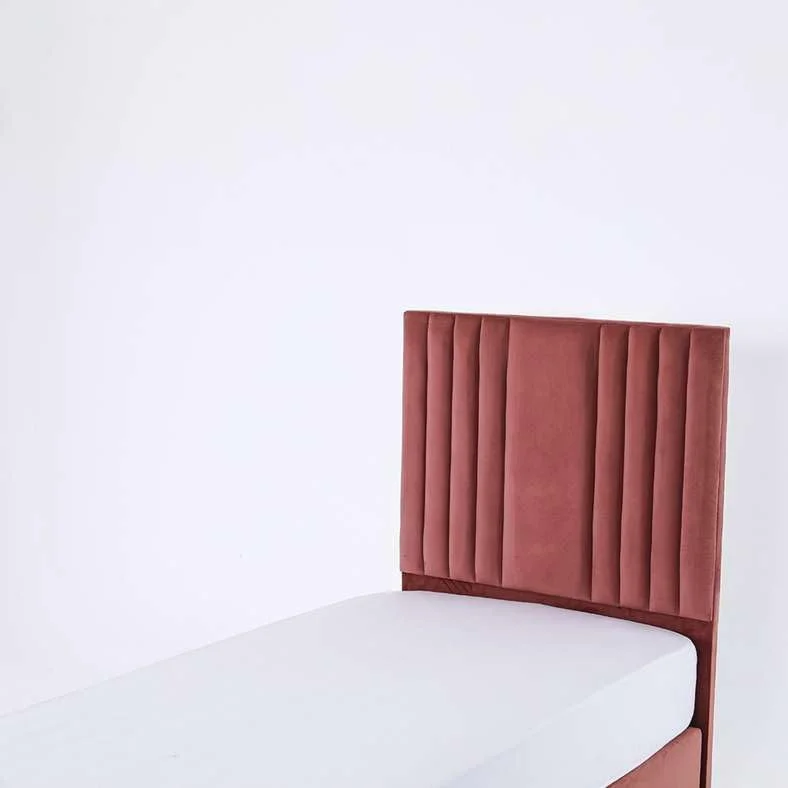 تخت یک نفره پولینا پان هوم، مخمل صورتی، ۹۰x۲۰۰ سانتی متر تخت یک نفره پولینا پان هوم، مخمل صورتی، ۹۰x۲۰۰ سانتی متر