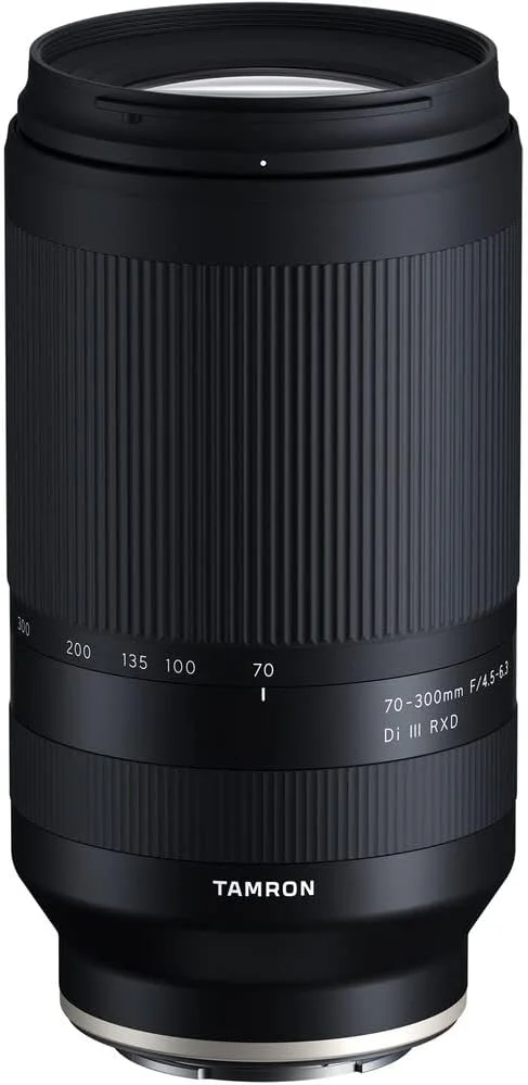 لنز دوربین تامرون 70-300mm f/4.5-6.3 Di III RXD برای Sony E (مدل بین المللی) به همراه کارت حافظه 64 گیگابایتی Extreme Pro SD + ست فیلتر 67 میلی متری + کیف لنز 8 اینچی + کیف کارت حافظه + بند + کیت تمیز کننده لنز دوربین تامرون 70-300mm f/4.5-6.3 Di III RXD برای Sony E (مدل بین المللی) به همراه کارت حافظه 64 گیگابایتی Extreme Pro SD + ست فیلتر 67 میلی متری + کیف لنز 8 اینچی + کیف کارت حافظه + بند + کیت تمیز کننده