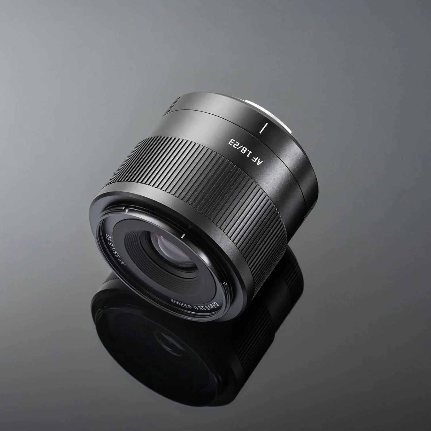 لنز فوکوس خودکار TTArtisan 23mm F1.8 X-Mount APS-C STM برای دوربین های Fujifilm Fuji X-Mount مدل X-A5 X-A7 X-M5 X-H2S X-T100 X-T20 X-T200 X-T3 X-T30 X-T30II X-T4 X-T5 X-T50 X-Pro1 X-Pro2 X-Pro3 X-E1 X-E2