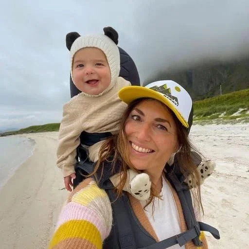 حامل شانه کودک، 1.6 کیلوگرم | برای نوزادان، کودکان و نوپایان بالای 6 ماه | حداکثر وزن کودک 18 کیلوگرم | تاشو | قابل حمل | استفاده آسان | صندلی پد دار | ایمن | آبی تیره حامل شانه کودک، 1.6 کیلوگرم | برای نوزادان، کودکان و نوپایان بالای 6 ماه | حداکثر وزن کودک 18 کیلوگرم | تاشو | قابل حمل | استفاده آسان | صندلی پد دار | ایمن | آبی تیره