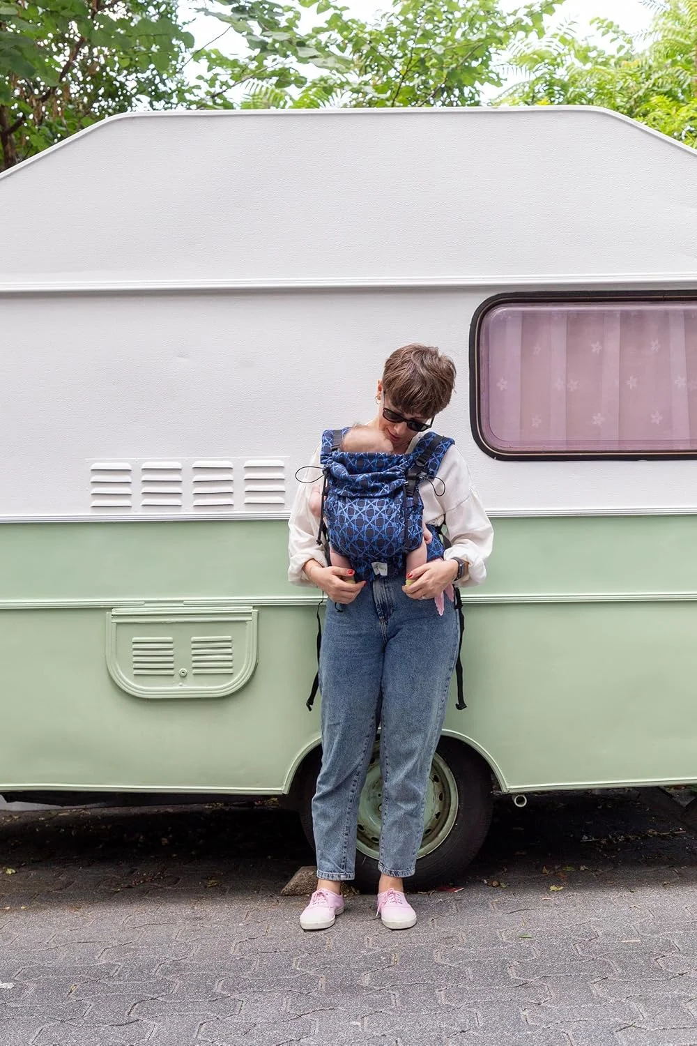 آغوشی نوزاد هاگیبری هاگی نست - مرمر کبود آغوشی نوزاد هاگیبری هاگی نست - مرمر کبود