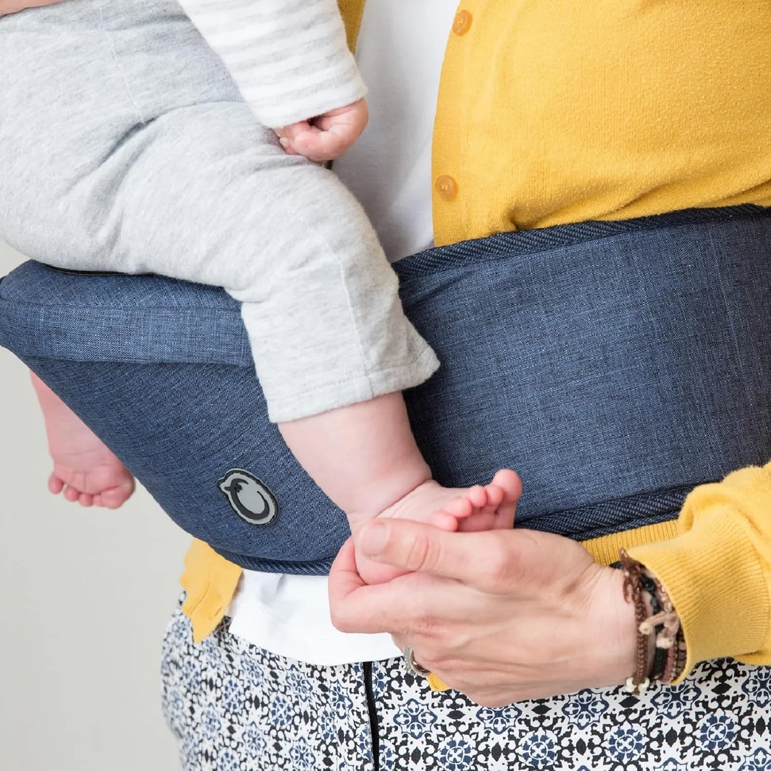 هیپسیت کودک هیپیچیک برای سنین 6 تا 36 ماه با بند قابل تنظیم - صندلی کمری سبک و محافظ کمر برای حمل کودک - آبی جین هیپسیت کودک هیپیچیک برای سنین 6 تا 36 ماه با بند قابل تنظیم - صندلی کمری سبک و محافظ کمر برای حمل کودک - آبی جین