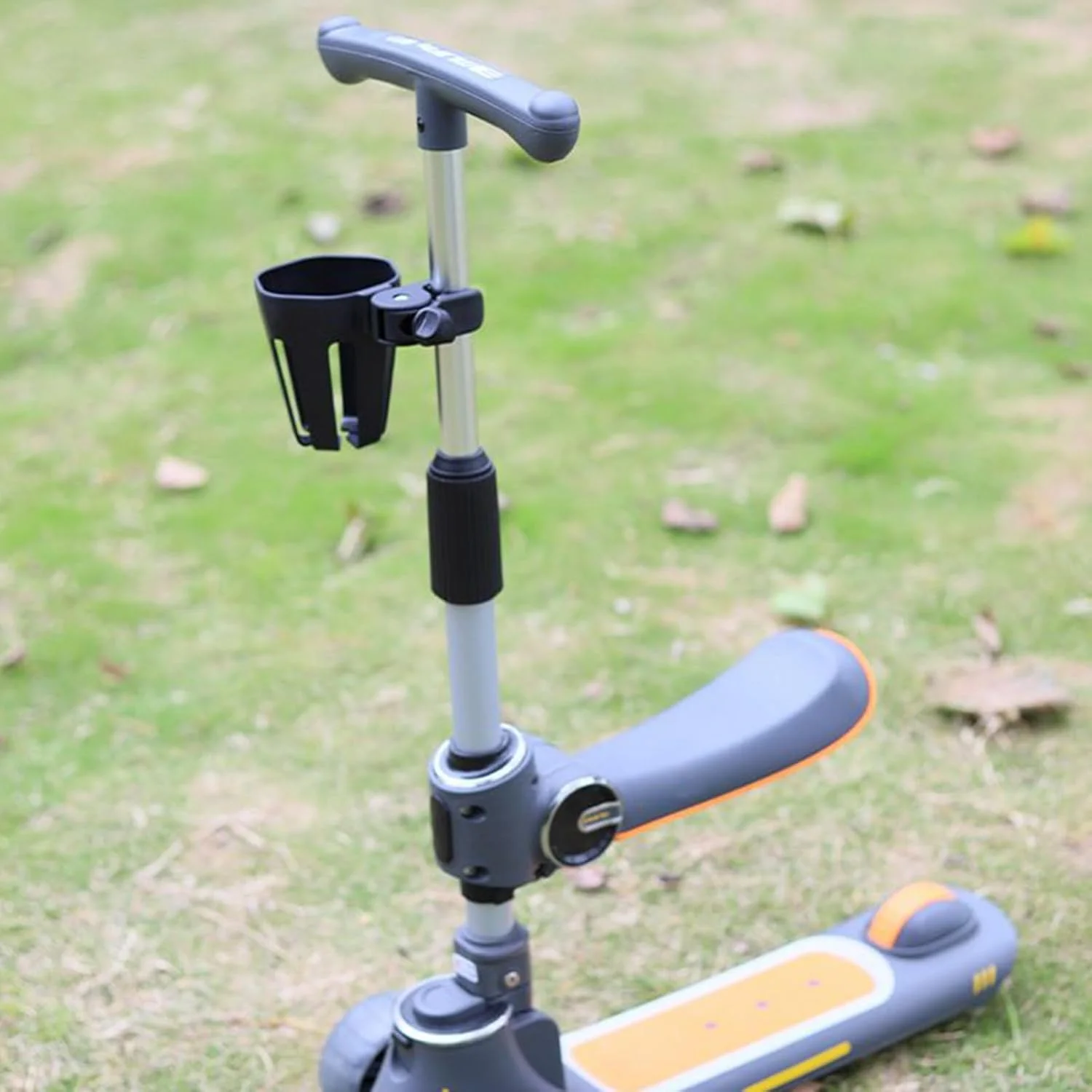 نگهدارنده فنجان ویلچر | قفس بطری با چرخش 360 درجه - لوازم جانبی کالسکه حمل فنجان برای پارک، مسافرت، خرید در فضای باز و زمین بازی