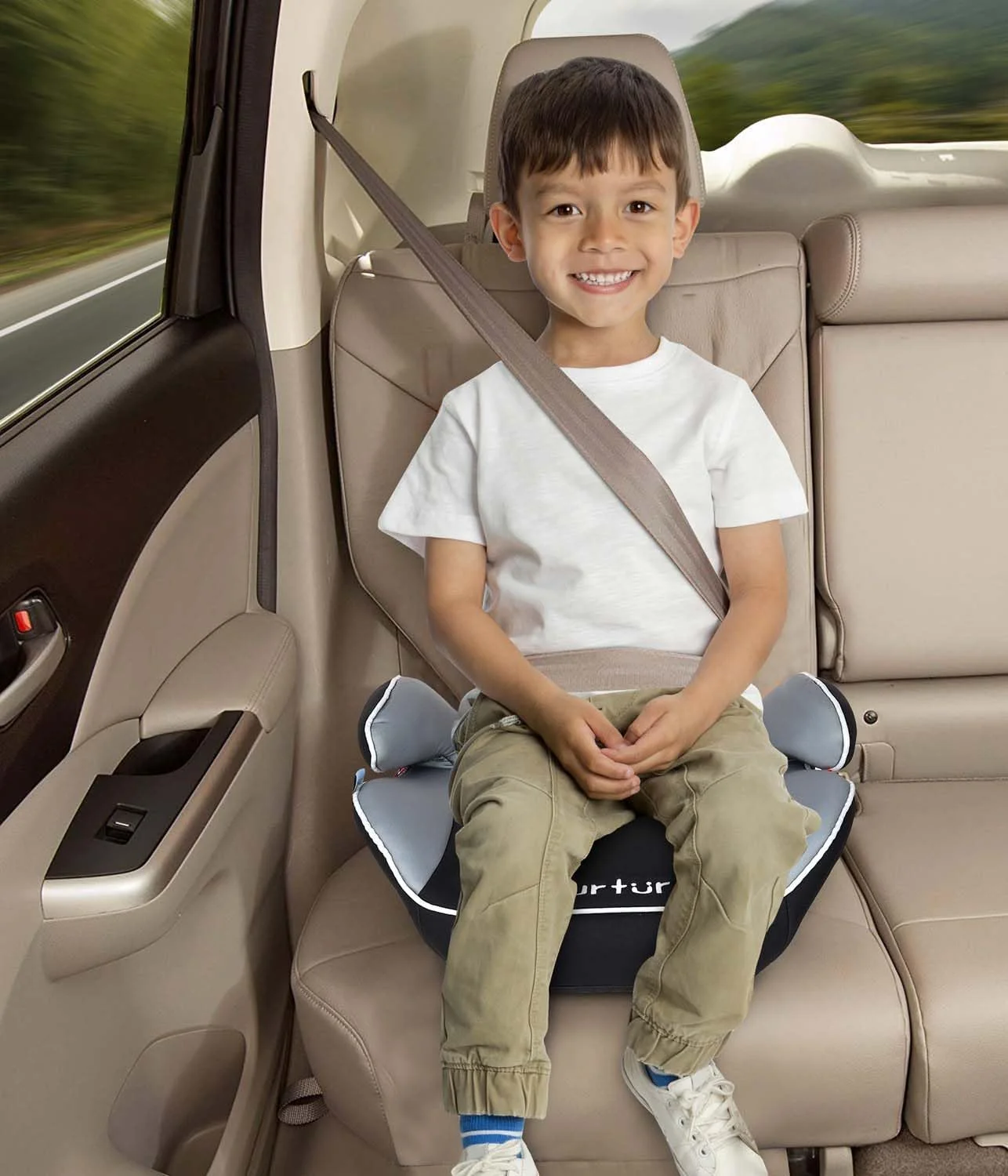 صندلی بوستر کودک نورتر نوا - دارای تکیه گاه دست - نصب آسان - مناسب برای تمامی خودروها - پایه پهن و نرم - مناسب برای کودکان 4 تا 12 سال (گروه 2/3) - خاکستری صندلی بوستر کودک نورتر نوا - دارای تکیه گاه دست - نصب آسان - مناسب برای تمامی خودروها - پایه پهن و نرم - مناسب برای کودکان 4 تا 12 سال (گروه 2/3) - خاکستری