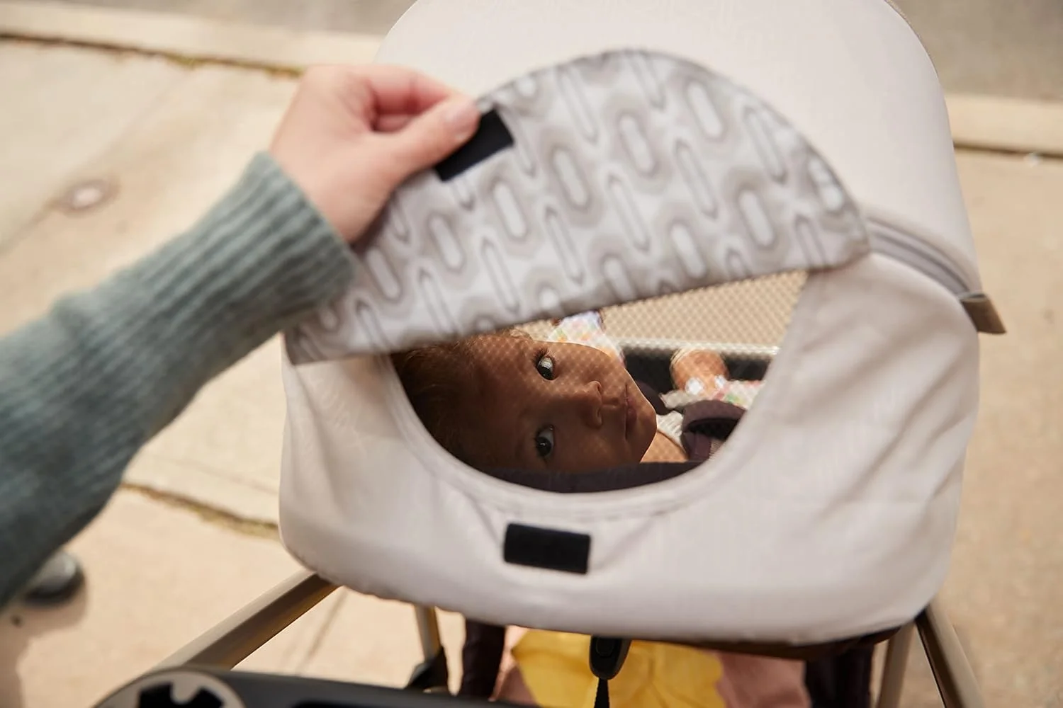 ست مسافرتی 8 در 1 Safety 1st Deluxe Grow and Go شامل کالسکه و صندلی ماشین کودک، ظرفیت وزنی 1.8 تا 13.6 کیلوگرم، Dunes Edge ست مسافرتی 8 در 1 Safety 1st Deluxe Grow and Go شامل کالسکه و صندلی ماشین کودک، ظرفیت وزنی 1.8 تا 13.6 کیلوگرم، Dunes Edge