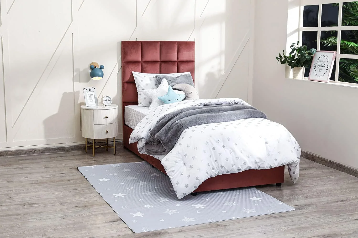 تخت یک نفره اولگا Pan Emirates Home Furnishings مخمل 90X200 صورتی تخت یک نفره اولگا Pan Emirates Home Furnishings مخمل 90X200 صورتی