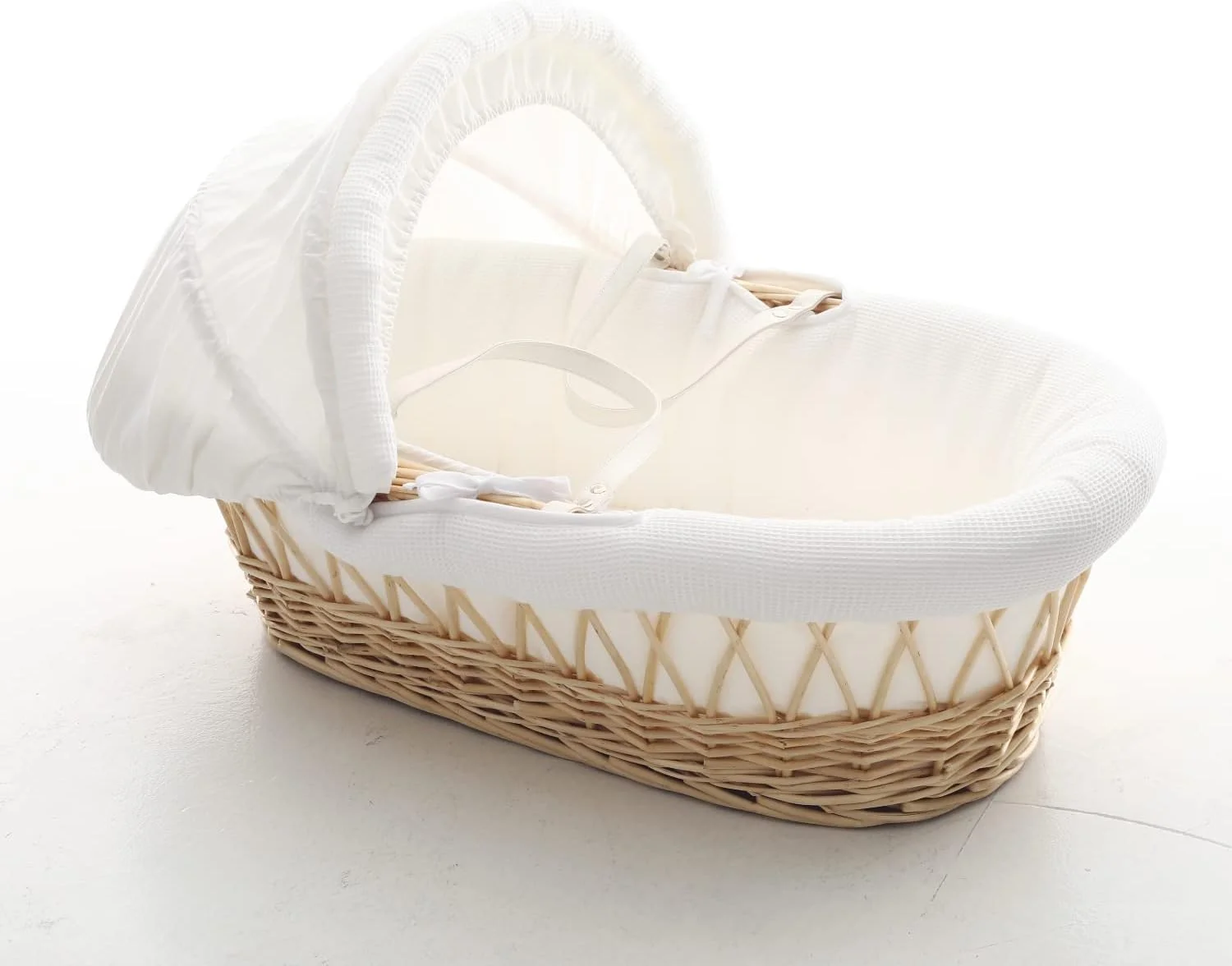 سبد موسی حصیری نوزاد تیکنوم، سرویس خواب وافل سفید، مناسب نوزاد، فضای خواب، سبک وزن، سایبان قابل تنظیم، آستر نرم و راحت، تشک، لحاف، حمل آسان، 0-6 ماه، حداکثر وزن 18 کیلوگرم، چوبی قهوه ای