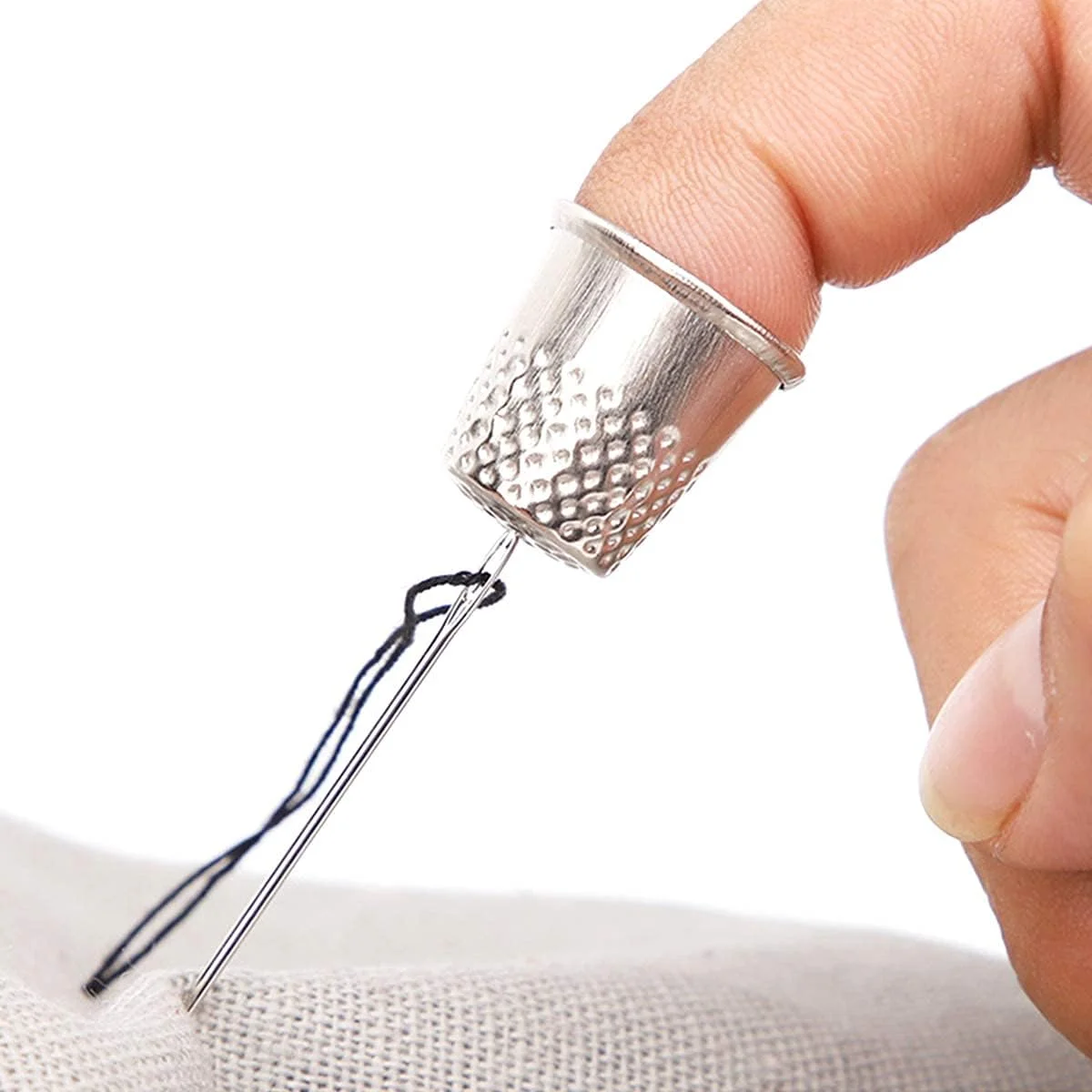 انگشتانه خیاطی فلزی KASTWAVE، محافظ انگشت برای صنایع دستی DIY، 15 عددی (19×18 میلی متر) انگشتانه خیاطی فلزی KASTWAVE، محافظ انگشت برای صنایع دستی DIY، 15 عددی (19×18 میلی متر)