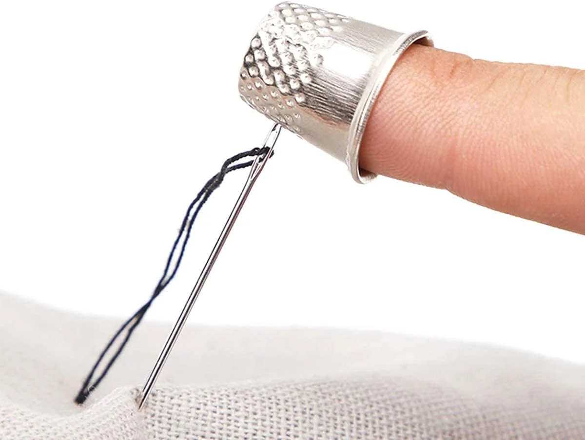 انگشتانه خیاطی فلزی KASTWAVE، محافظ انگشت برای صنایع دستی DIY، 15 عددی (19×18 میلی متر) انگشتانه خیاطی فلزی KASTWAVE، محافظ انگشت برای صنایع دستی DIY، 15 عددی (19×18 میلی متر)