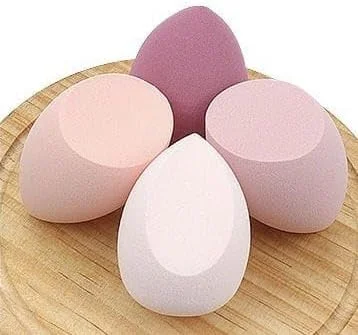 ست 4 عددی اسفنج آرایشی حرفه ای و کیف نگهداری، مناسب برای پخش کرم پودر و ایجاد پوشش بی نقص ست 4 عددی اسفنج آرایشی حرفه ای و کیف نگهداری، مناسب برای پخش کرم پودر و ایجاد پوشش بی نقص
