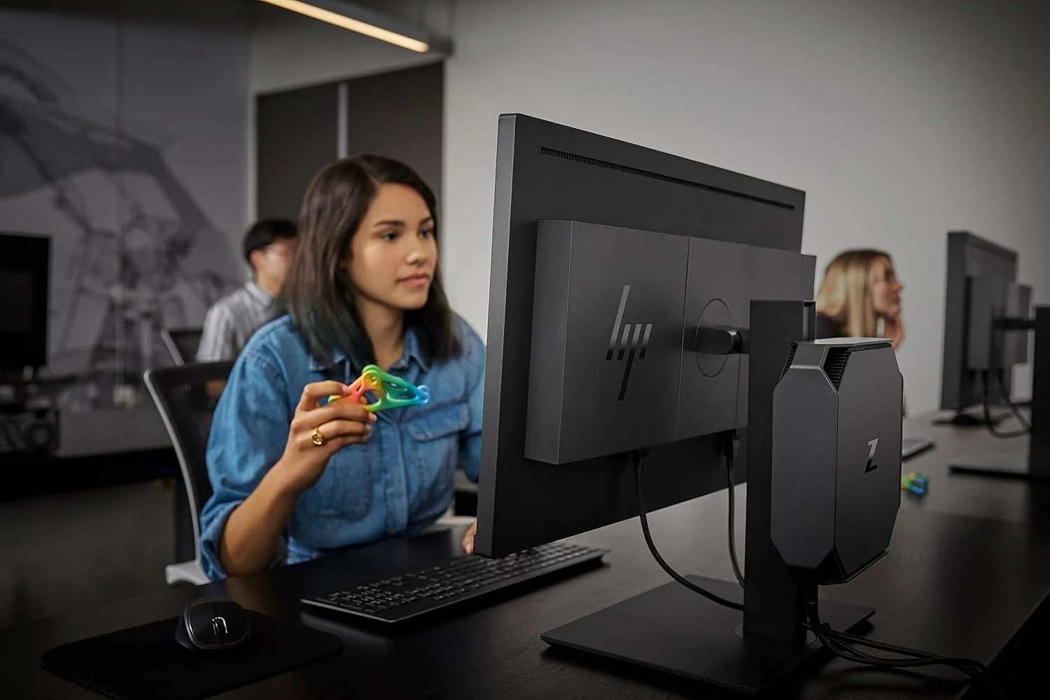 مینی کامپیوتر HP SBUY Z2 G5 با پردازنده I7-10700، رم 16 گیگابایت و حافظه 1 ترابایت مینی کامپیوتر HP SBUY Z2 G5 با پردازنده I7-10700، رم 16 گیگابایت و حافظه 1 ترابایت