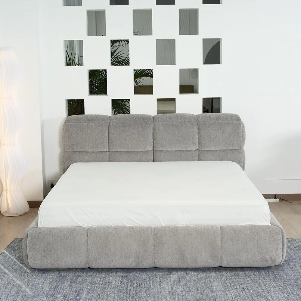 تخت خواب دو نفره مدل Danube Home Ian، سایز کینگ 180x200 به همراه تختخواب های ذخیره سازی تاج تخت | مبلمان قاب تخت خواب دو نفره چوبی با طراحی مدرن | تخت خواب راحت (تشک شامل نمی شود) ابعاد: L246xW206xH103cm - خاکستری روشن