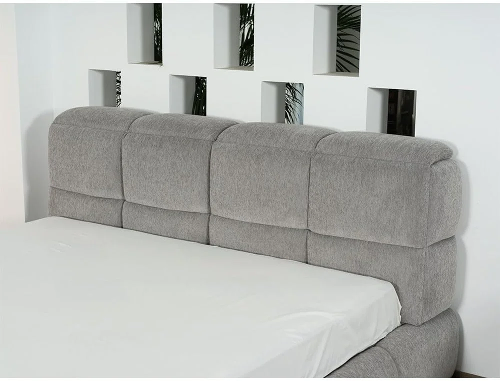 تخت خواب دو نفره مدل Danube Home Ian، سایز کینگ 180x200 به همراه تختخواب های ذخیره سازی تاج تخت | مبلمان قاب تخت خواب دو نفره چوبی با طراحی مدرن | تخت خواب راحت (تشک شامل نمی شود) ابعاد: L246xW206xH103cm - خاکستری روشن