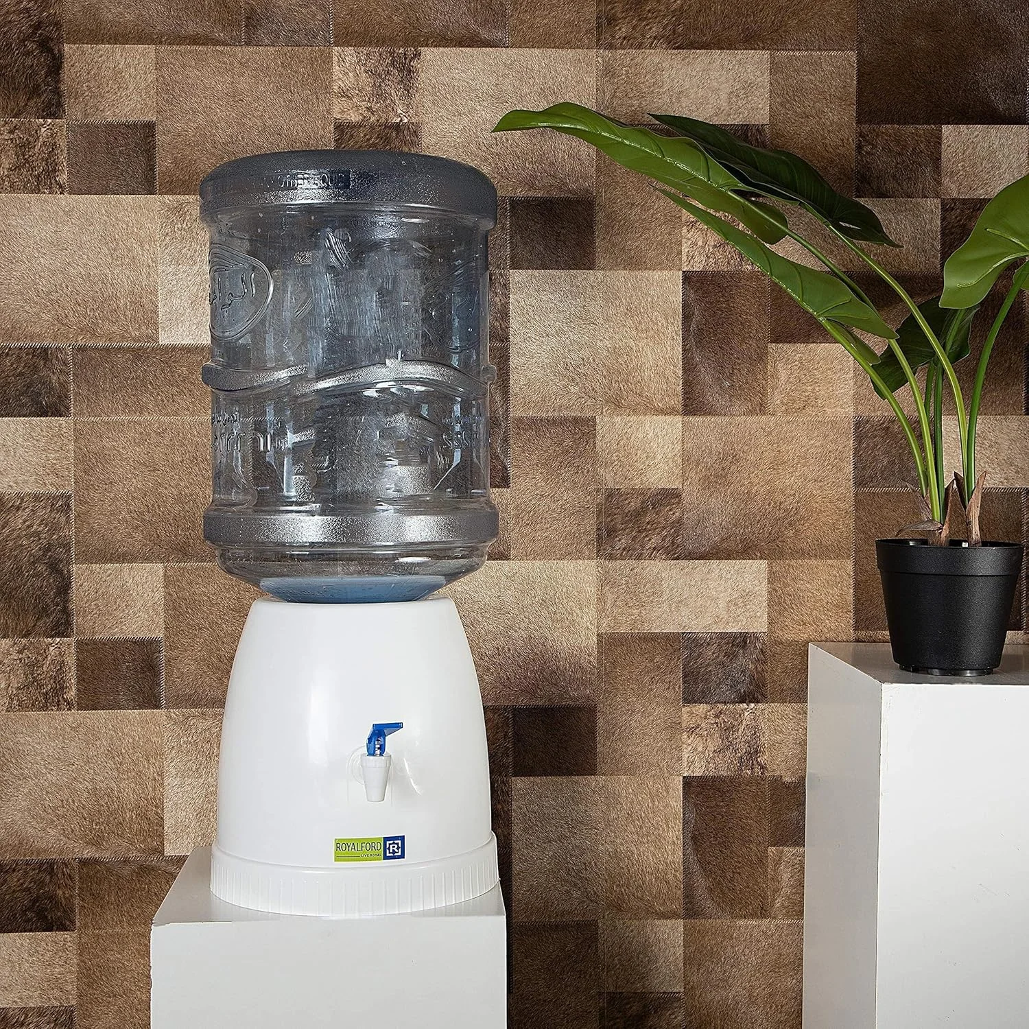 آبسردکن رویال فورد - آبسردکن قابل حمل برای سرو نوشیدنی، شیر آب برای آبمیوه | مخزن آب و شیر برای اجتماعات خانگی، مدرسه، دفتر | ایده آل برای بطری های 15 و 19 لیتری