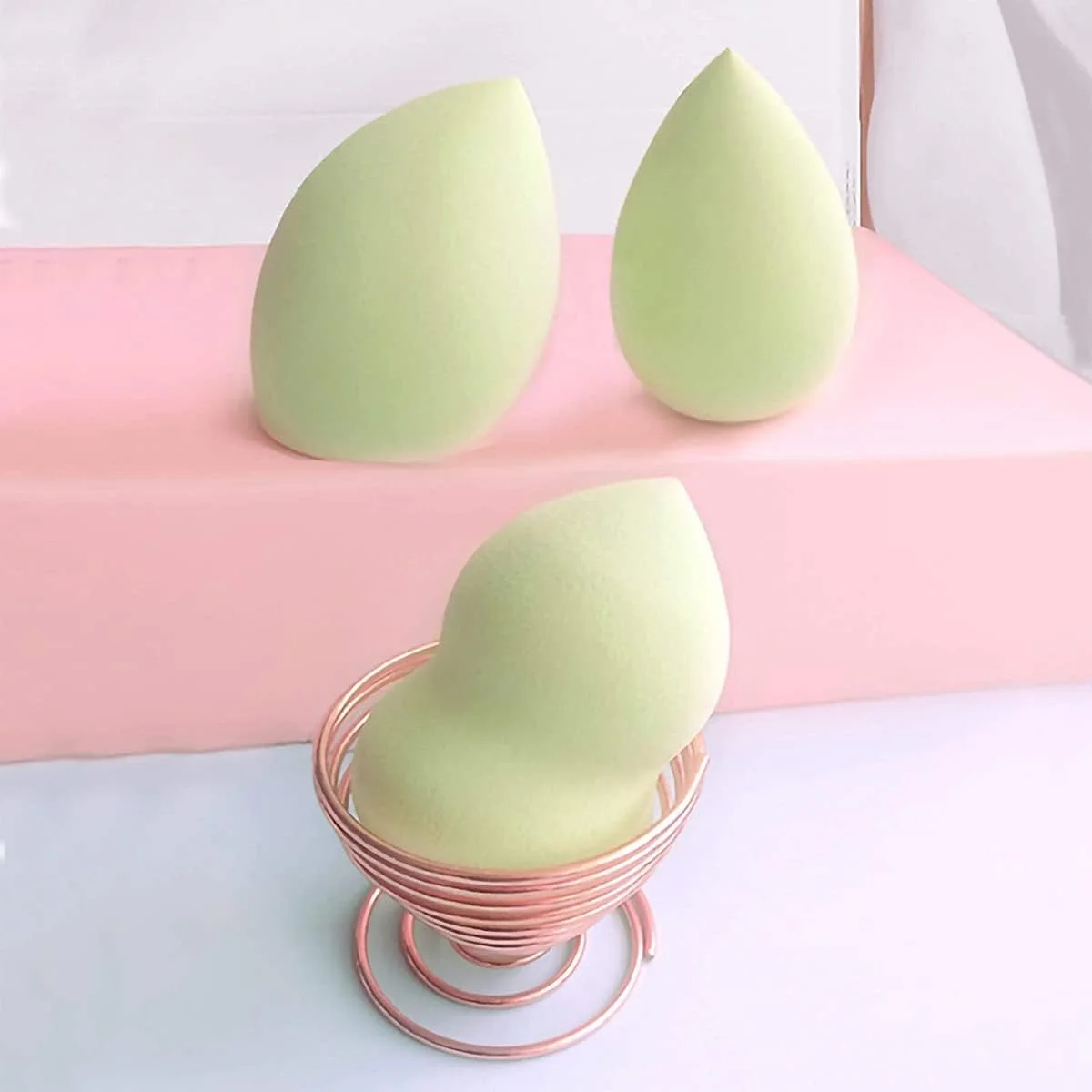 جا اسفنجی آرایشی مینتا، بسته 3 عددی، نگهدارنده اسفنج آرایشی، بدون تغییر رنگ، قابل استفاده مجدد، طراحی منفذدار، مناسب برای پد، رژ لب و اندازه های مختلف اسفنج آرایشی، مناسب برای استفاده در منزل یا مسافرت جا اسفنجی آرایشی مینتا، بسته 3 عددی، نگهدارنده اسفنج آرایشی، بدون تغییر رنگ، قابل استفاده مجدد، طراحی منفذدار، مناسب برای پد، رژ لب و اندازه های مختلف اسفنج آرایشی، مناسب برای استفاده در منزل یا مسافرت