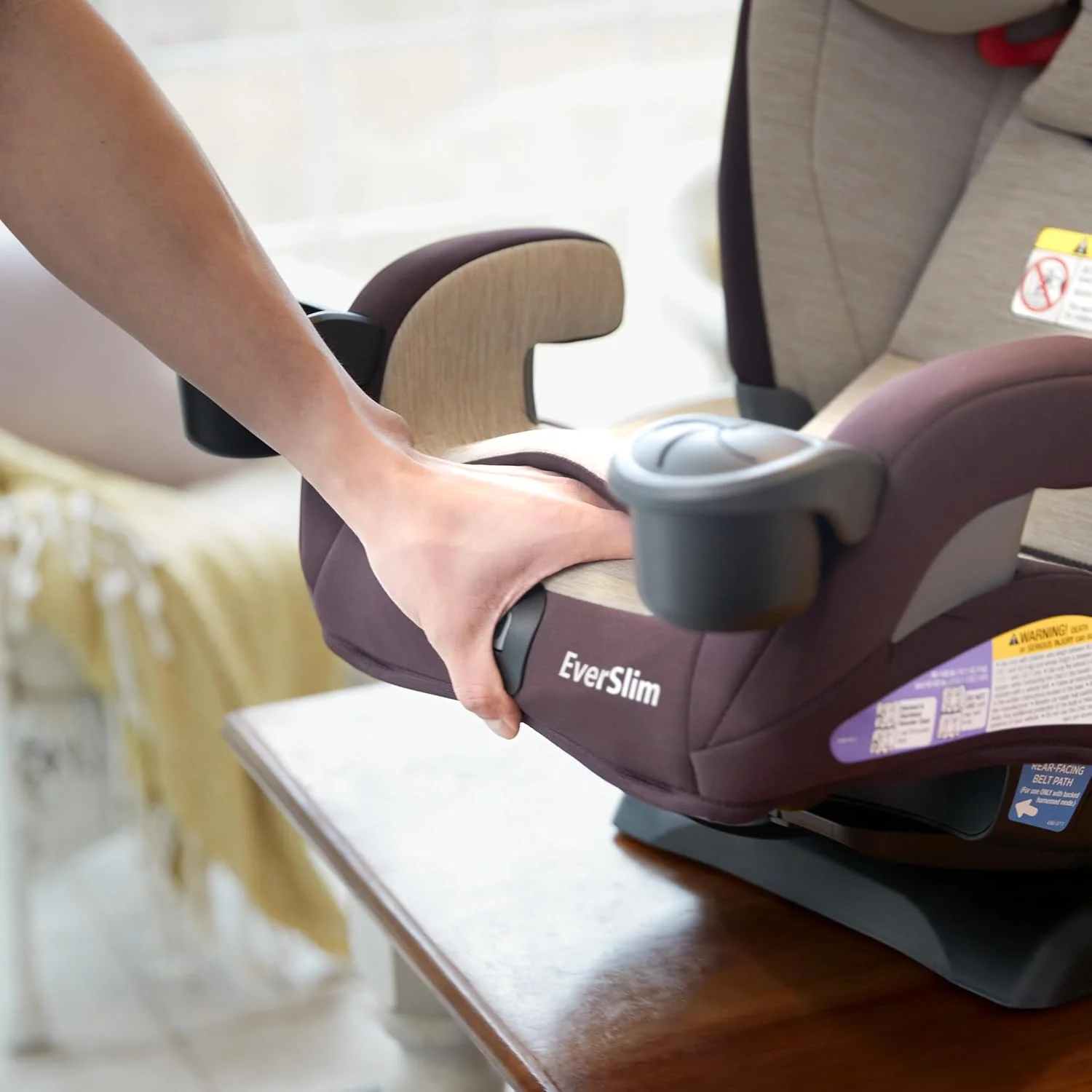 صندلی خودرو کودک Safety 1st Everslim DLX Slim Convertible – صندلی خودرو کودک 4 در 1 تبدیل شونده; صندلی خودرو کودک برای وزن 2 تا 45 کیلوگرم، High Street