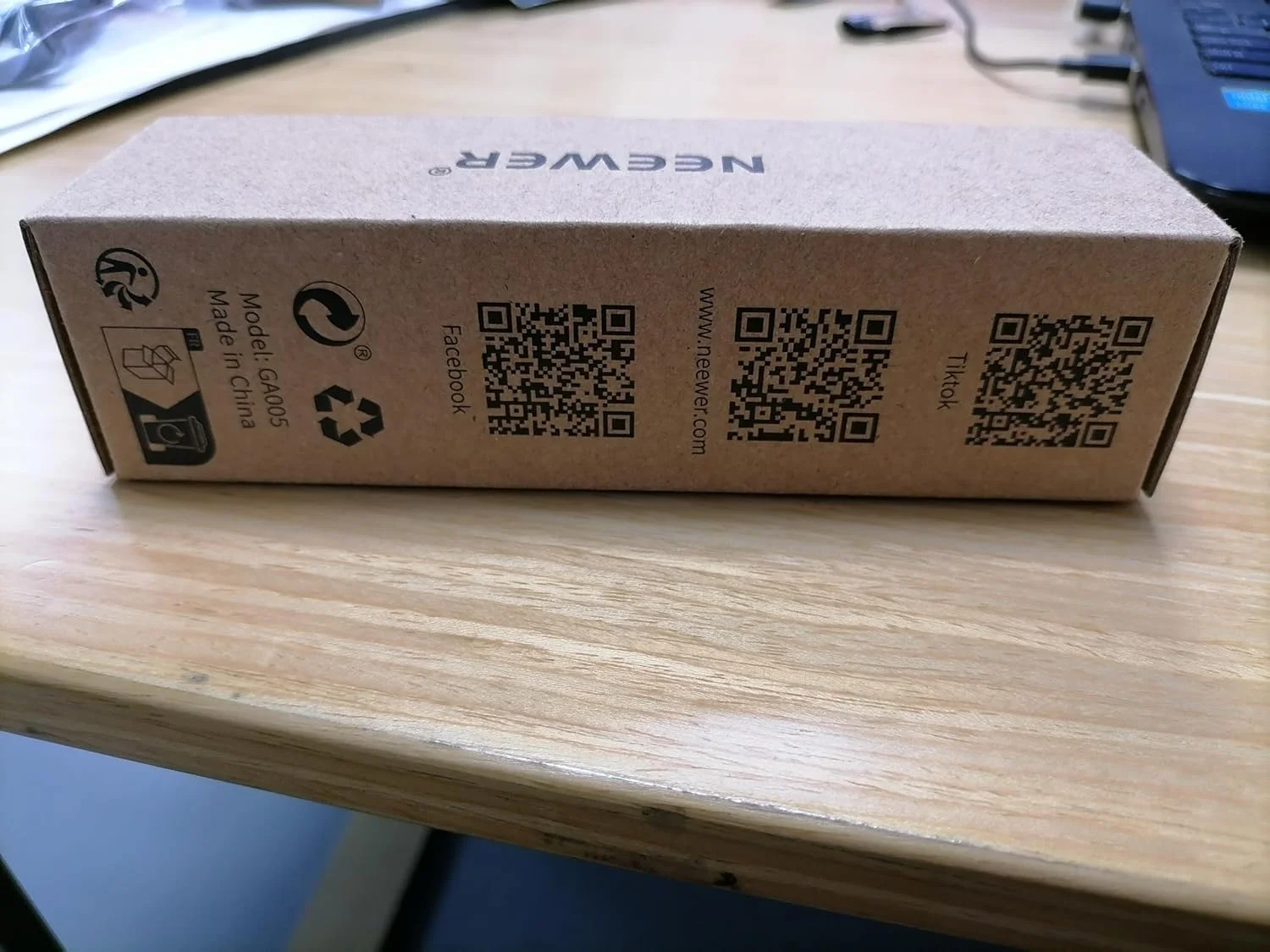 نگهدارنده مانیتور صحرایی قابل تنظیم NEEWER، نگهدارنده مانیتور دوربین با چرخش 360 درجه با رزوه 1/4 اینچی، سازگار با گیمبال های DJI RS 2 RSC 2 RS 3 RS 3 Pro ZHIYUN Crane 2S Crane 3 3S WEEBILL-S MOZA، GA005 نگهدارنده مانیتور صحرایی قابل تنظیم NEEWER، نگهدارنده مانیتور دوربین با چرخش 360 درجه با رزوه 1/4 اینچی، سازگار با گیمبال های DJI RS 2 RSC 2 RS 3 RS 3 Pro ZHIYUN Crane 2S Crane 3 3S WEEBILL-S MOZA، GA005